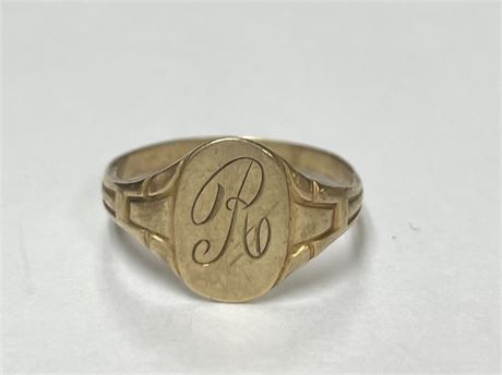 Auction Exchange USA - Small 10K Gold Initial Ring (1.7 g)